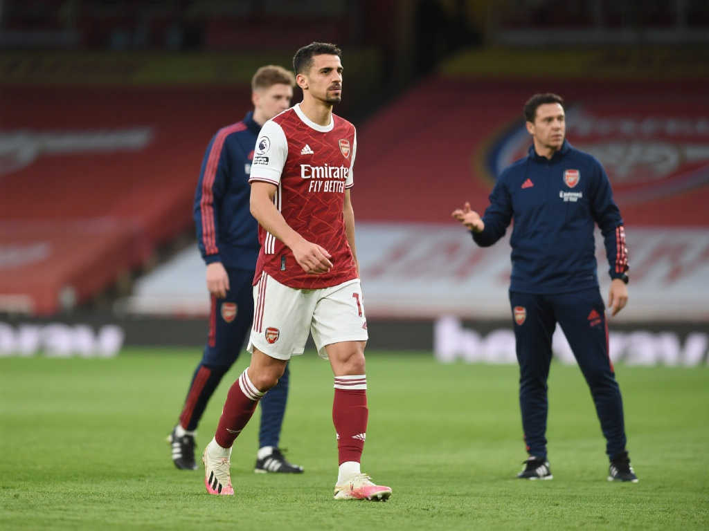 而勇士队则 而勇士队则